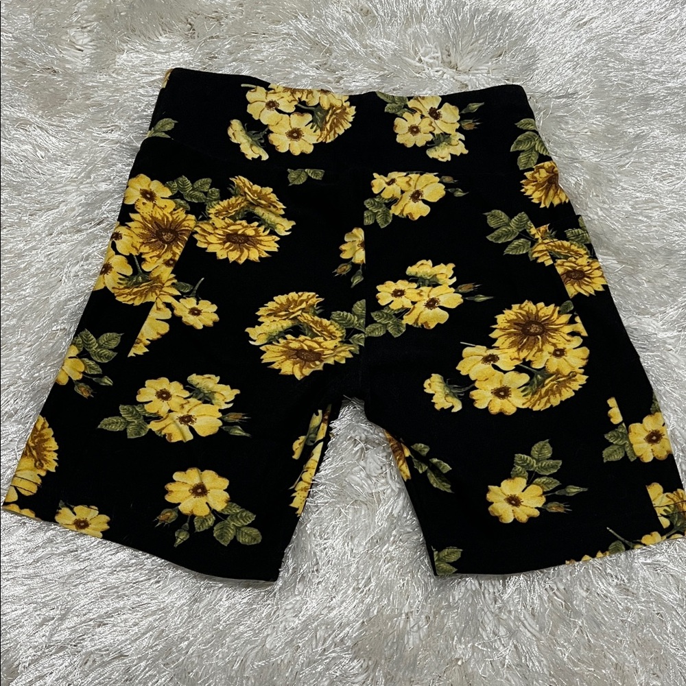 BUNDLE of 2 Print Brushed Fabric High Rise Stretchy Bike Shorts Small (3-5) - Picture 3 of 12